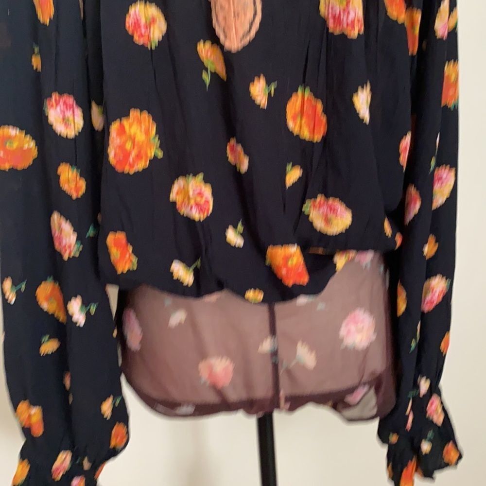 NWT Free People Poppy Floral V-neck Bodysuit Sz M - Picture 10 of 16